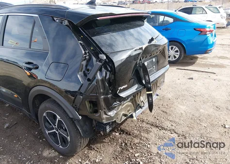 2024 Kia Niro Ex z USA, uszkodzony, nr VIN KNDCR3LE8R5154645